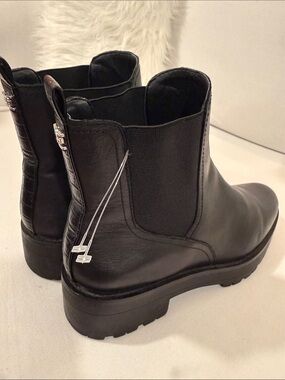 Sam Edelman Black Leather Chukka Boots